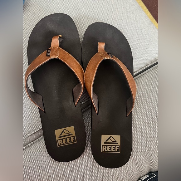 Reef Men's Brown Flip Flops - Picture 1 of 3